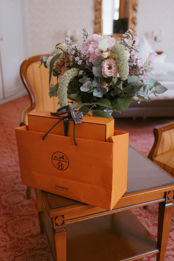 hermes present for the brides getting ready