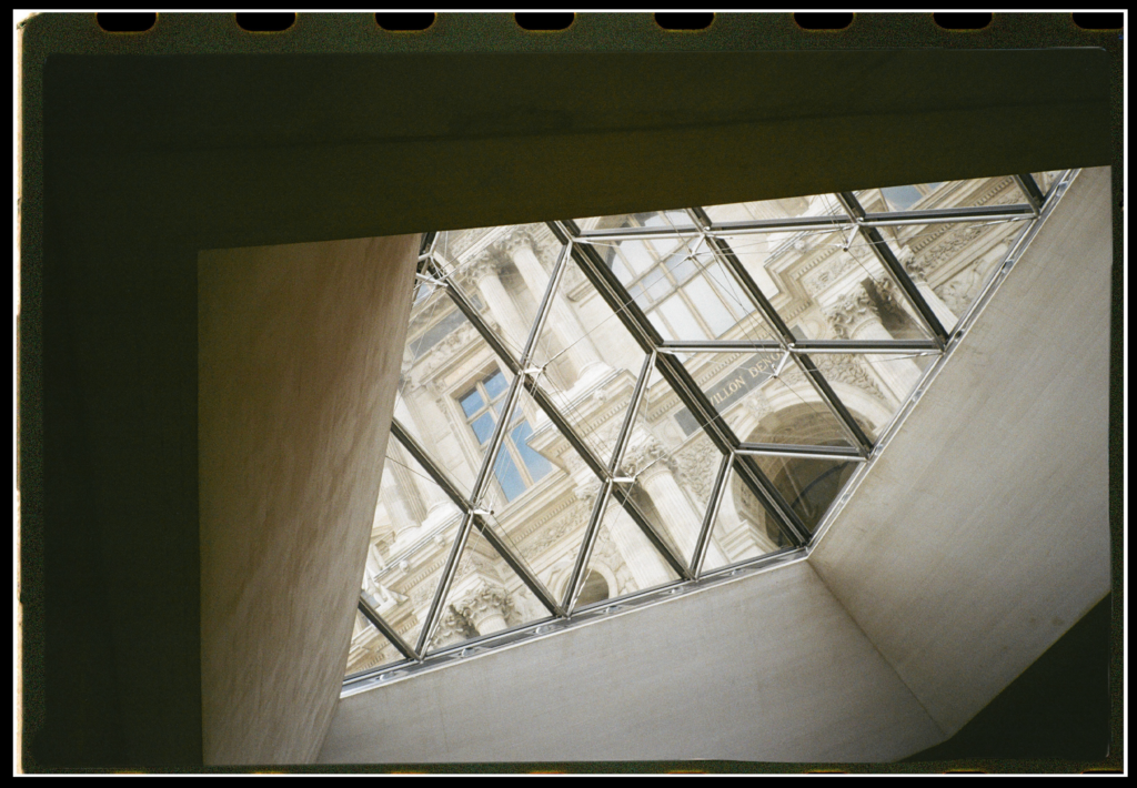 Paris, Louvre, analog Photography